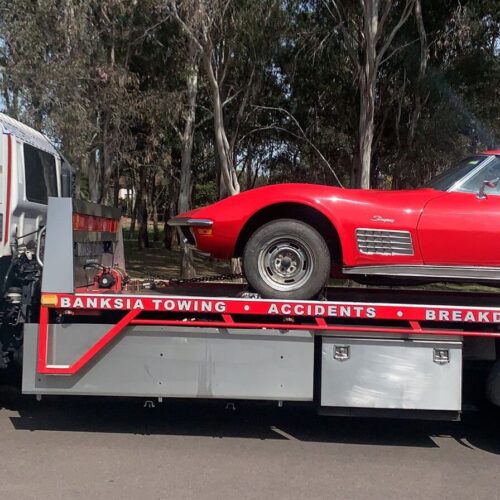 Car towing by Banksia Towing