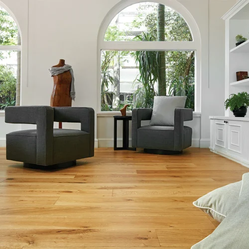 Avola Natural Prestige Oak 1 7a26d68d 69ae 44e7 8e51 8db20aac125c 1024x1024 1